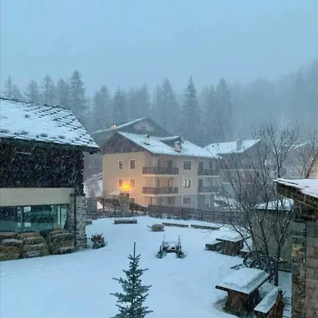 Casa Vacanze Portigliatti: Elegante Mansarda...